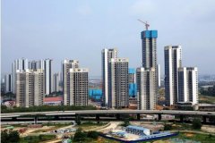 柳州鼎华城项目首座超高层建筑主体结构封顶