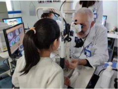 孩子不再为带眼镜emo，矫正视力还是麦迪格角膜塑形镜！
