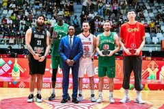 FIBA国际篮联意外官宣，中国男篮新领袖强势诞生