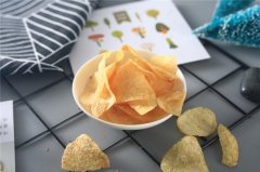 闲食顽家-零食市场的规模增长快速的原因